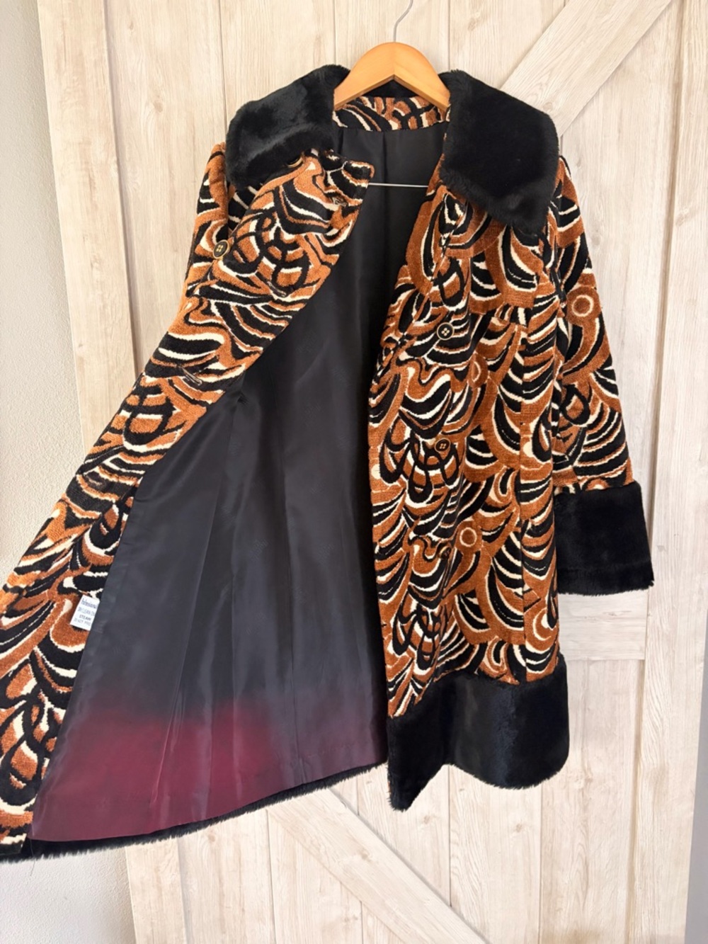Vintage 60’s Psychedelic Tapestry Coat - Picture 12 of 16
